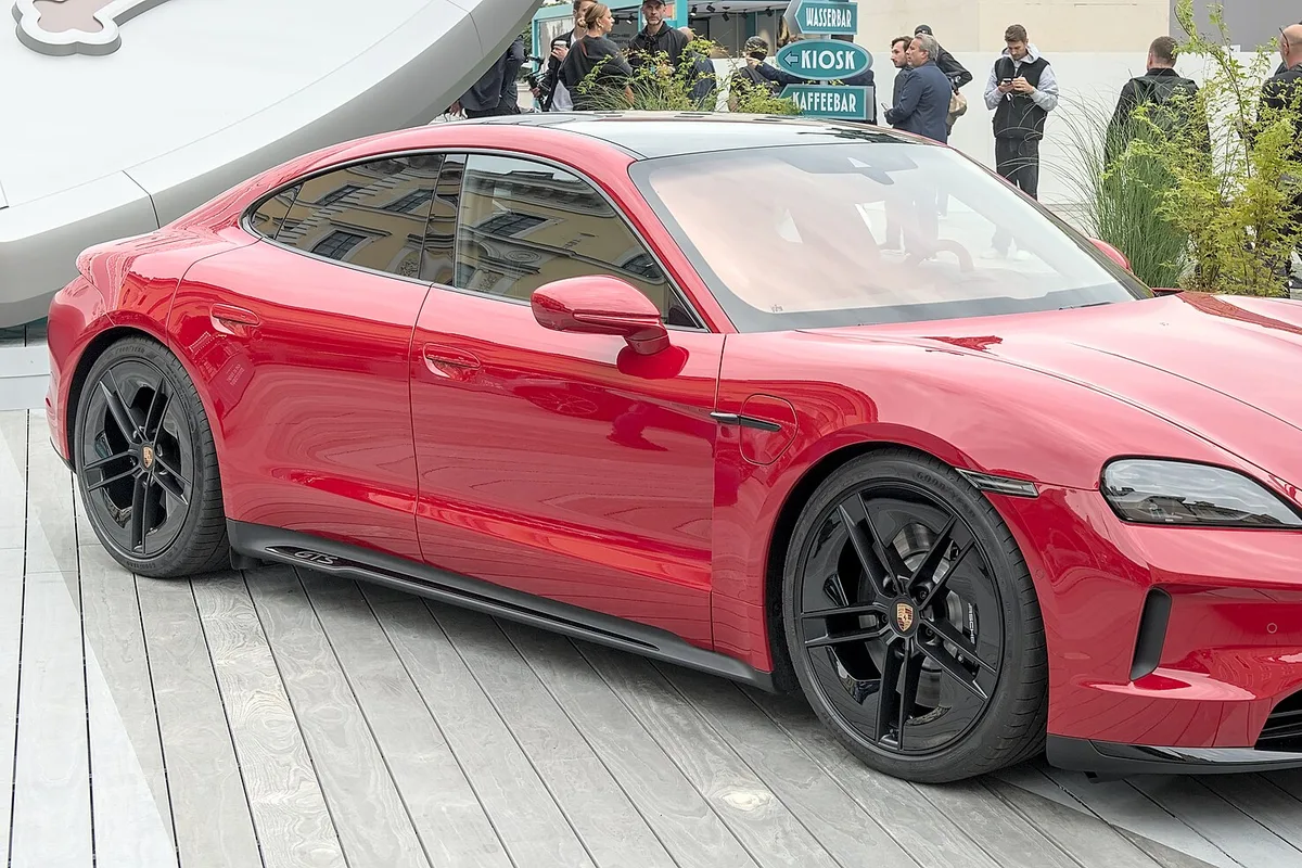 Porsche Taycan