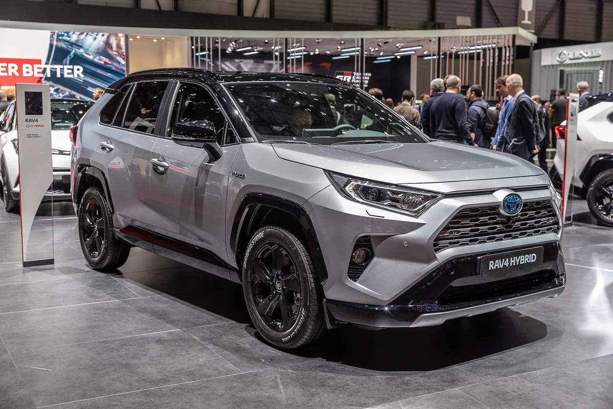 Toyota RAV4 2.5 GX Hybrid E-Four
